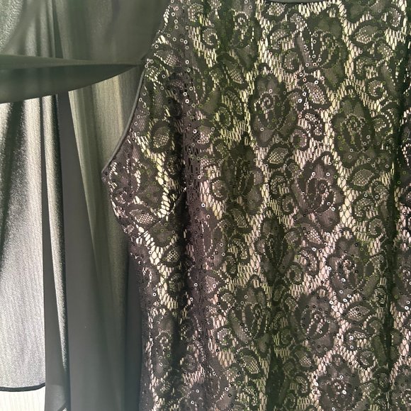 Women's Black and Gold color Dress - Picture 5 of 5